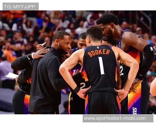 威利格林称赞新秀表现球队信任费尔斯奎因的关键时刻发挥