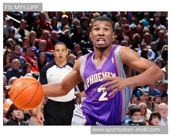 克莱生涯第44场零罚球25分创历史希尔德29场紧随其后 克莱生涯第44场零罚球25分创历史希尔德29场紧随其后