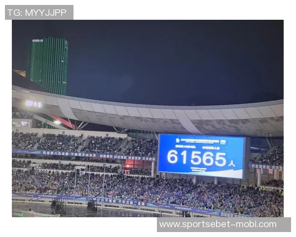 南京商圈因苏超决赛热潮交易额飙升至262亿元引发关注 南京商圈因苏超决赛热潮交易额飙升至262亿元引发关注