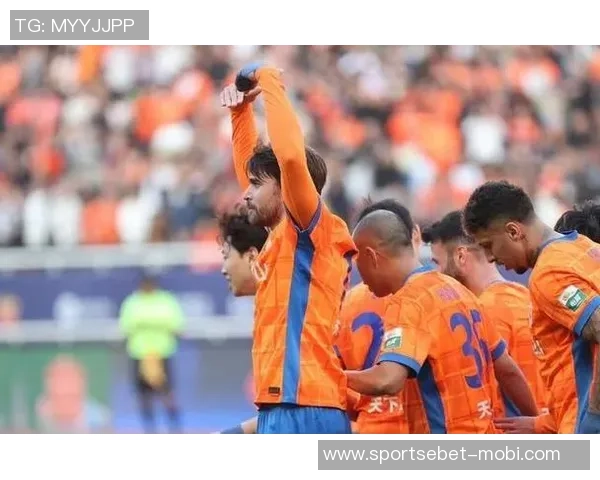 瓦科制造点球机会却被赵博扑出泰山与浙江依然战成平局 瓦科制造点球机会却被赵博扑出泰山与浙江依然战成平局